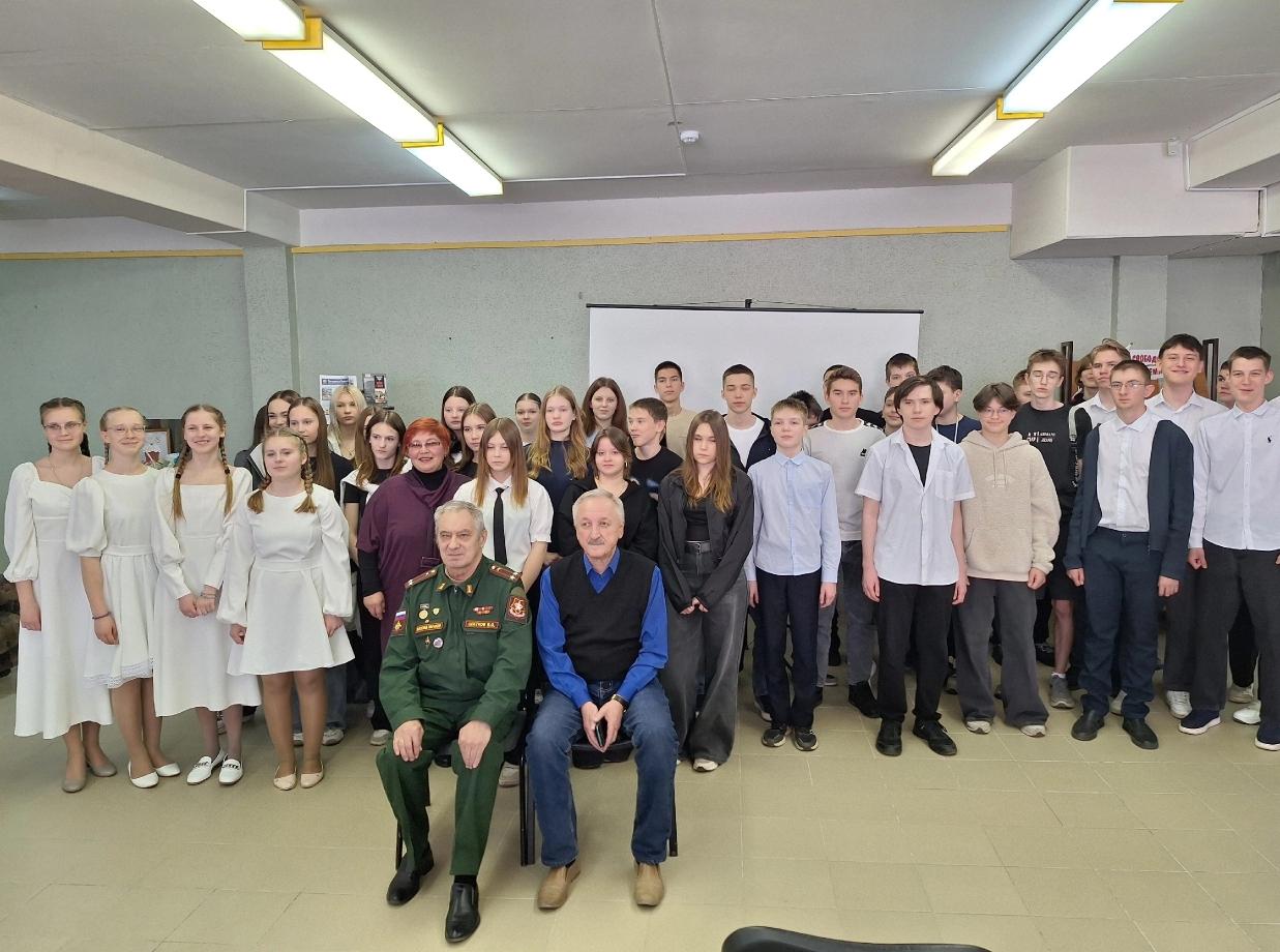 В канун Дня Победы